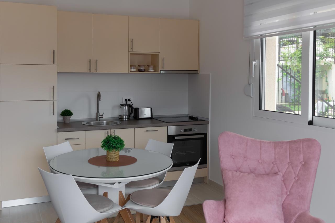 Apartment Soleada Vida Херцег Нови Екстериор снимка